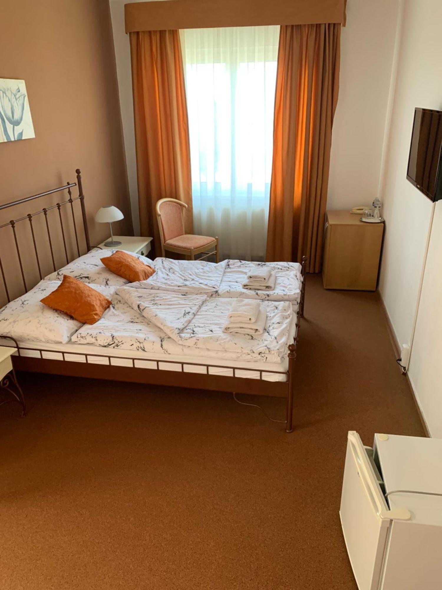 Sporthotel Patriot Litoměřice Exteriör bild